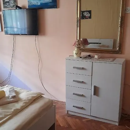 Stern * Jagodina